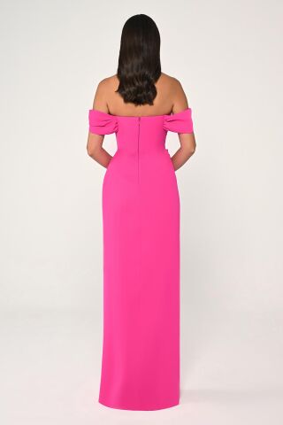 Düşük Omuz Yandan Yırtmaçlı Krep Uzun Elbise Fuşya - 36