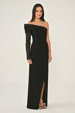 Boncuklu Tek Kollu Önden Yırtmaçlı Krep Uzun Elbise Siyah - 38