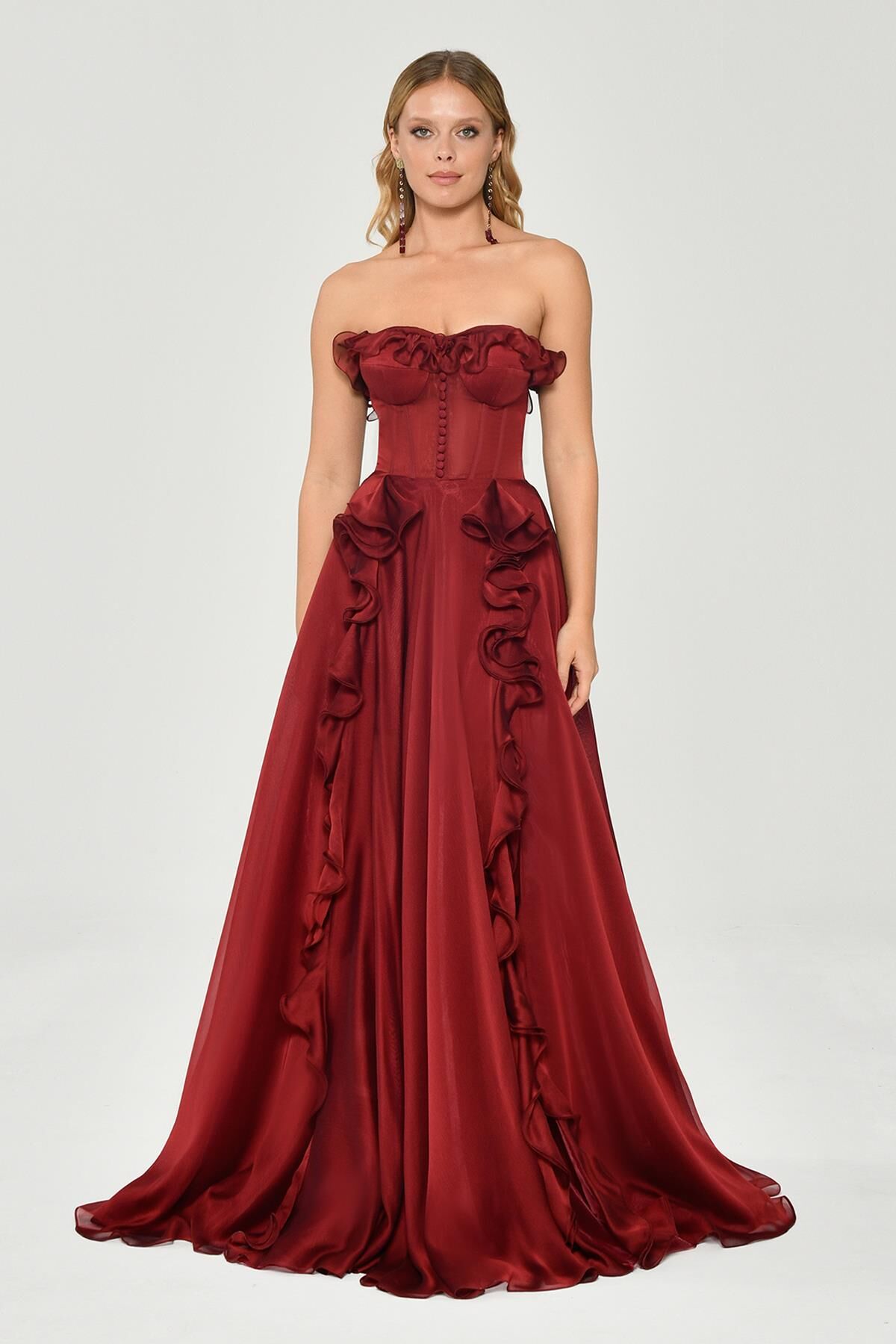 Straplez Fırfırlı Çift Yırtmaçlı Şifon Uzun Elbise ŞARAP - 36