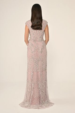 Dekolteli Beli Çiçek Aksesuarlı Payet Uzun Elbise KOYU PUDRA - 38