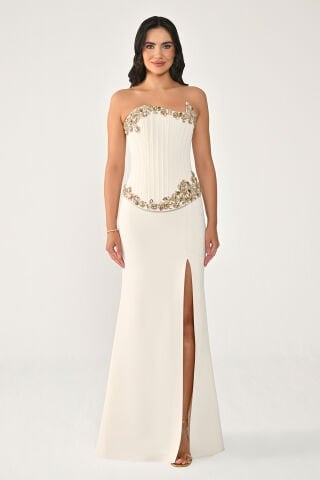 Straplez Üst Asimetrik Kesim Taşlı Uzun Elbise