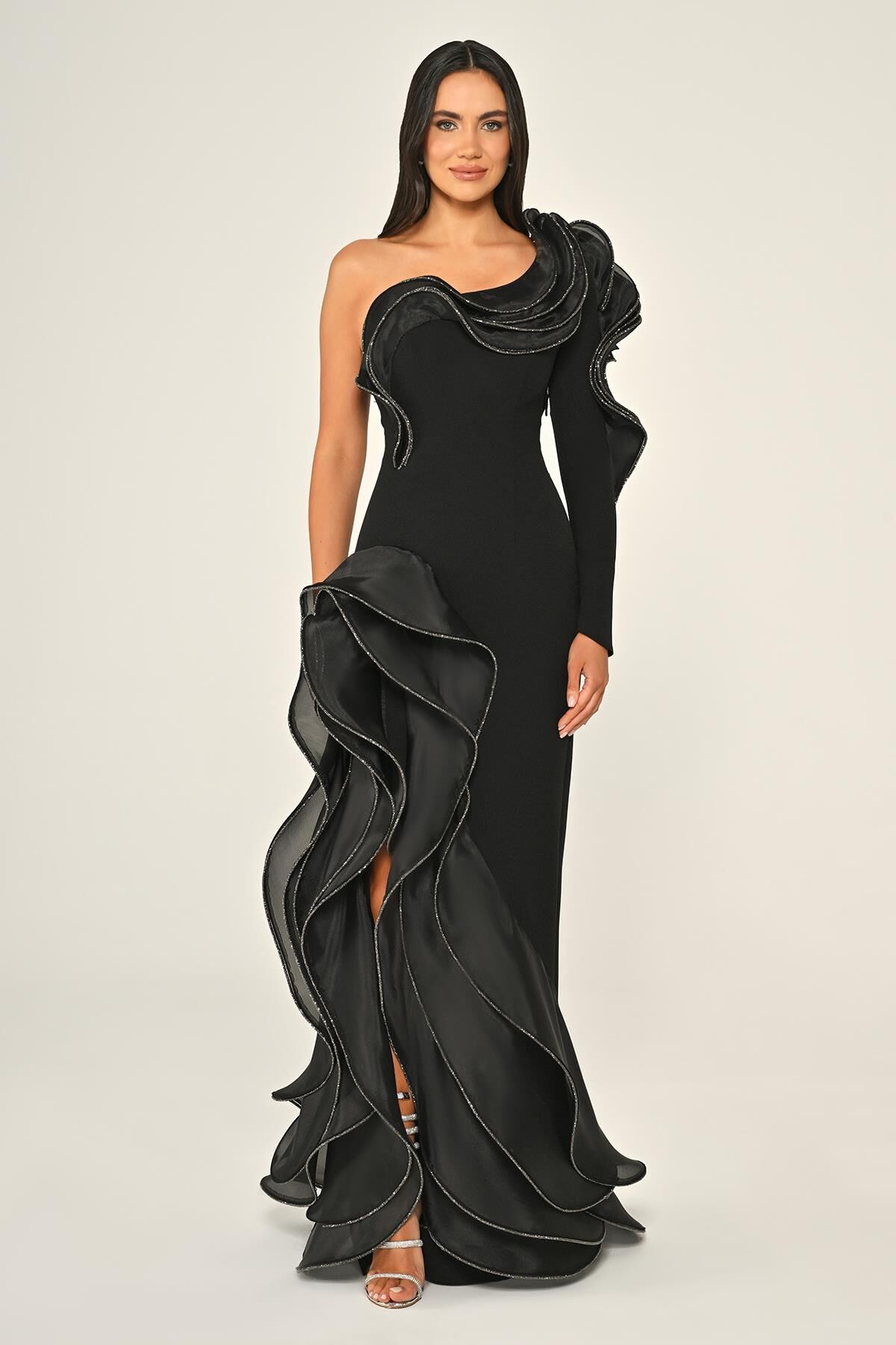 Tek Kol Volanlı Yırtmaçlı Krep Uzun Elbise Siyah - 42