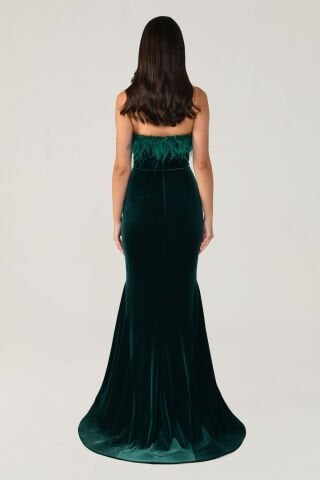 Straplez Üstü Tüylü Asimetrik Kesim  Kadife Uzun Elbise