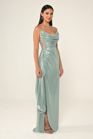 Straplez Parlak Kumaş Yandan Yırtmaçlı Uzun Elbise MİNT - 38