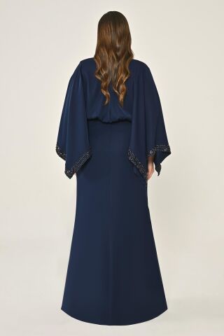 Uzun Şal Kollu Boncuklu Kumaş Aksesuarlı Uzun Elbise Lacivert - 46