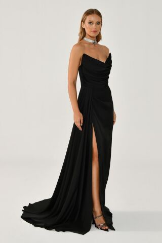 Kayık Yaka Yırtmaçlı Saten Elbise Siyah - 42