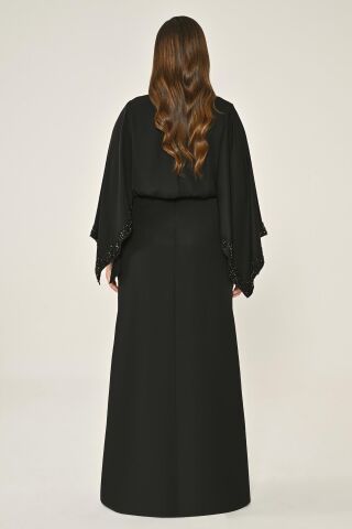 Uzun Şal Kollu Boncuklu Kumaş Aksesuarlı Uzun Elbise Siyah - 48