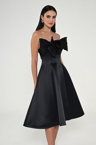 Straplez Önü Çiçekli Fiyonk Saten Midi Elbise Siyah - 42