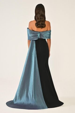 Off-Shoulder Top Accessory Tailliertes Kreppkleid SCHWARZ / İNDİGO - 46