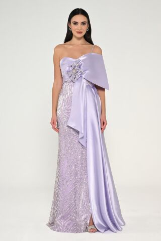 Tek Askılı Çiçek Aksesuarlı Payetli Saten Uzun Elbise Lila - 40