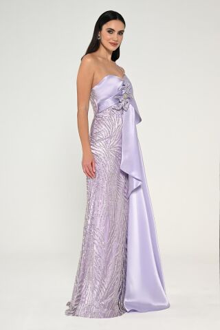 Tek Askılı Çiçek Aksesuarlı Payetli Saten Uzun Elbise Lila - 40