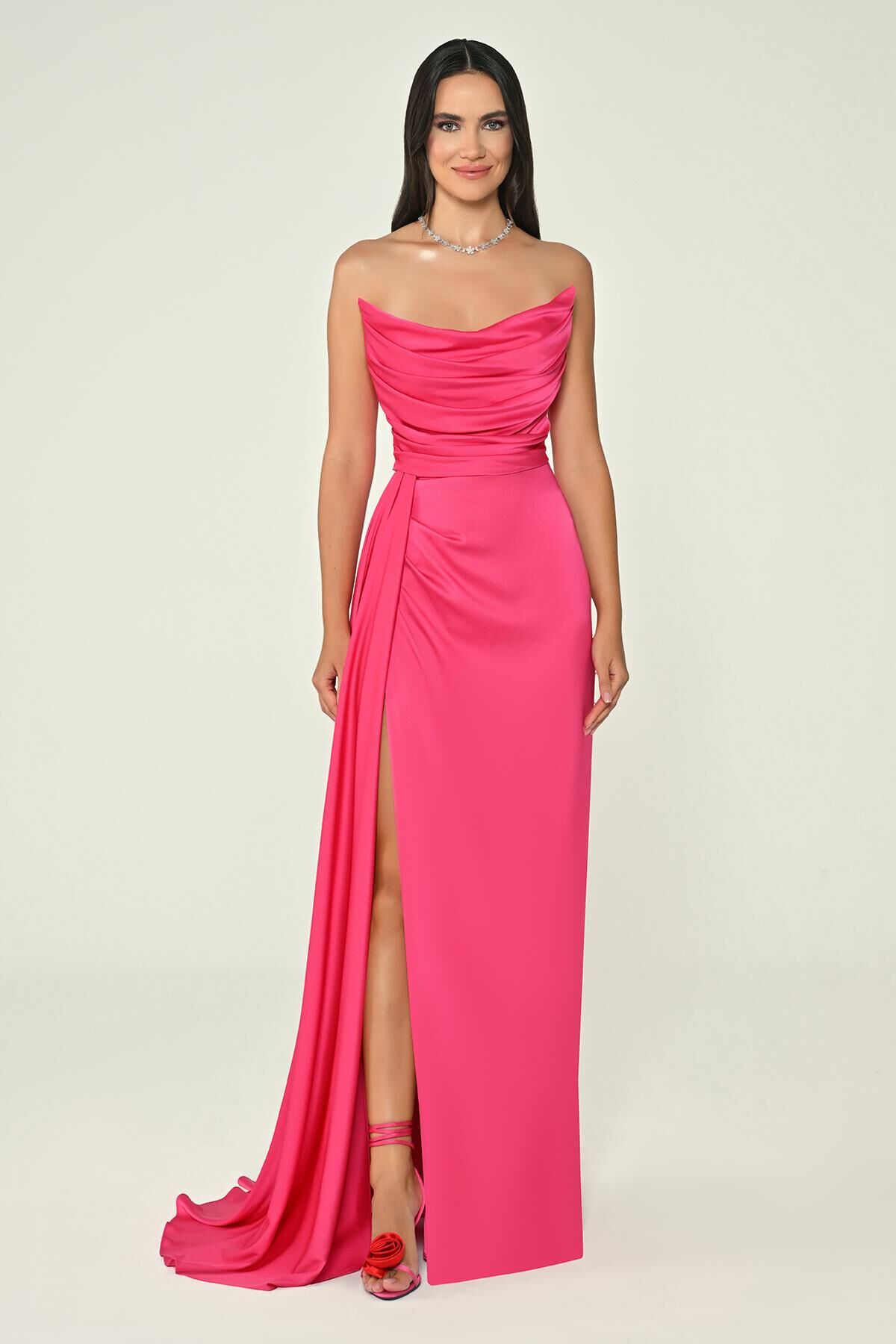 Kayık Yaka Yırtmaçlı Saten Elbise Fuşya - 36