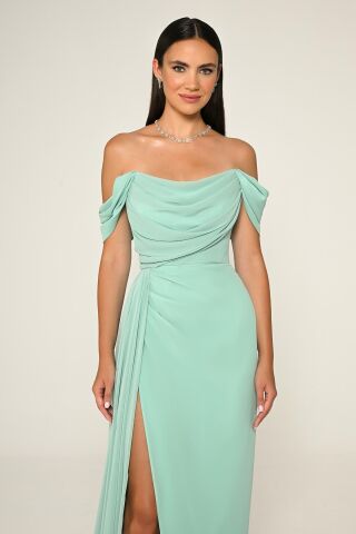 Düşük Omuz Yandan Yırtmaçlı Şifon Uzun Elbise MİNT - 38