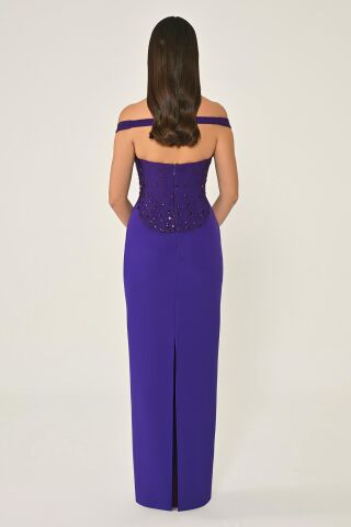Düşük Omuz Üstü Taşlı Krep Uzun Elbise Mor - 38