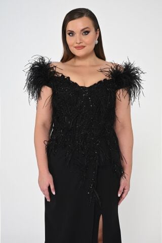 Omuzları Tüylü Payetli Krep Uzun Elbise Siyah - 42