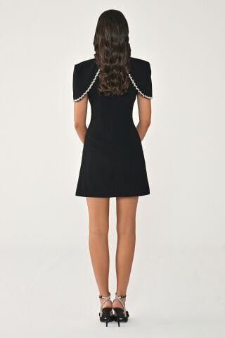 Şerit Taş Aksesuarlı Kısa Elbise