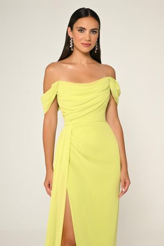 Düşük Omuz Yandan Yırtmaçlı Şifon Uzun Elbise ELMA YEŞİLİ - 44