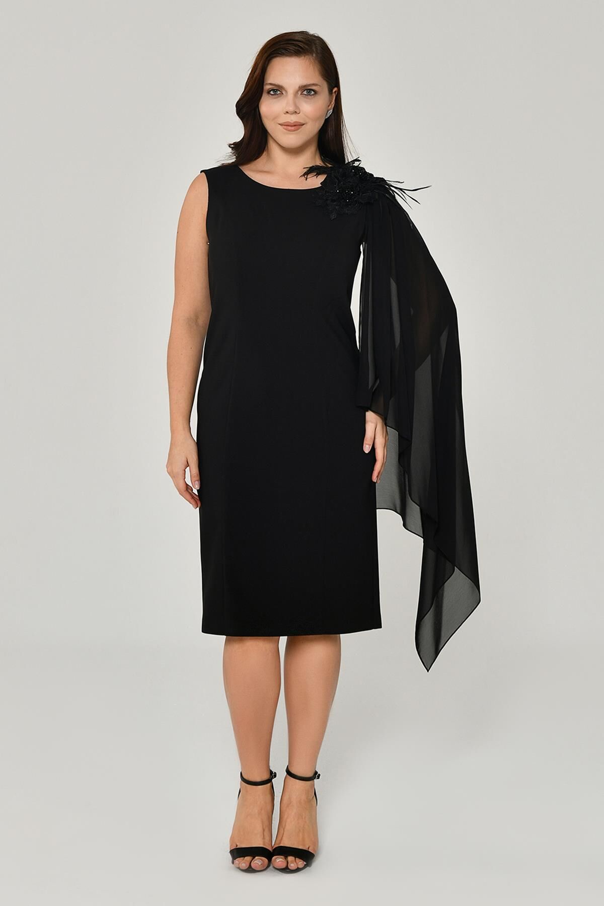 Omzu Şifon Şal Aksesuarlı Midi Elbise Siyah - 46