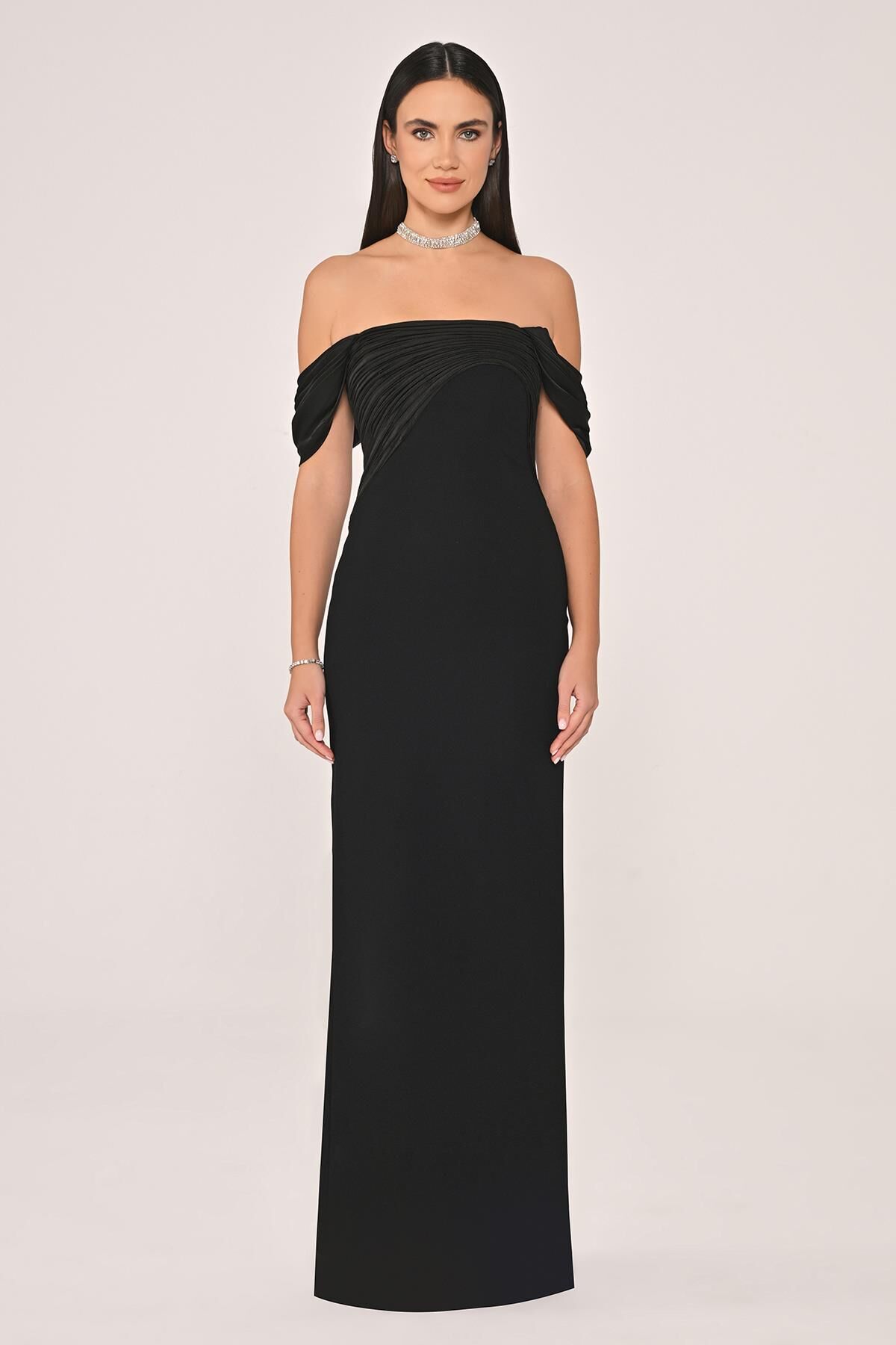 Düşük Omuz Saten Yaka Krep Uzun Elbise SİYAH / SİYAH - 36