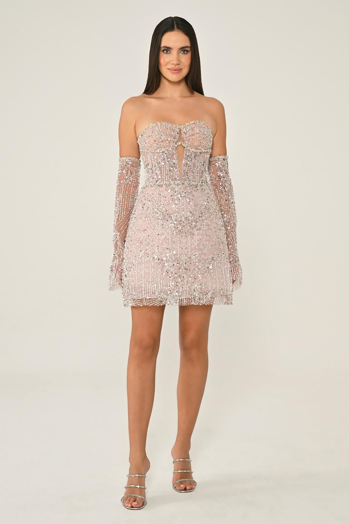 Straplez Taşlı Boncuk İşlemeli Kısa Elbise Pudra - 40