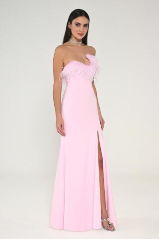 Straplez Üst Tüylü Asimetrik Kesim Krep Uzun Elbise Pembe - 42