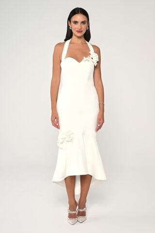 Askılı Kalp Göğüs Çiçek Aksesuarlı Midi Elbise