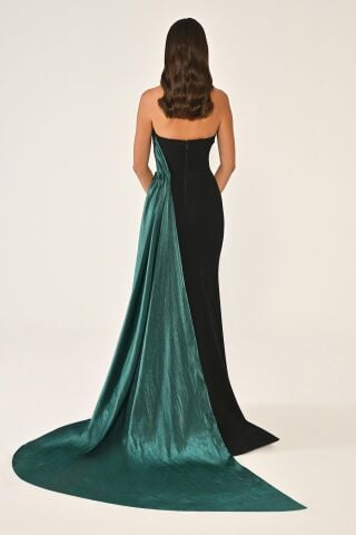 Straplez Üstü İşlemeli Kuyruklu Krep Uzun Elbise SİYAH / ZÜMRÜT - 36