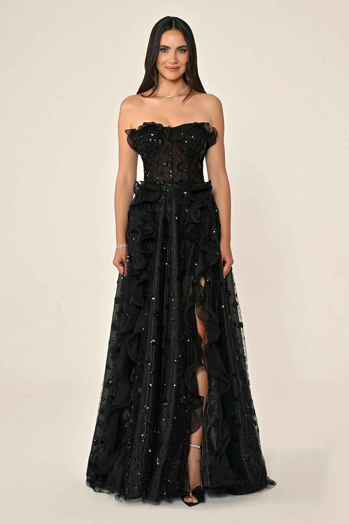 Straplez Korse Bel Çift Yırtmaçlı Tül Uzun Elbise