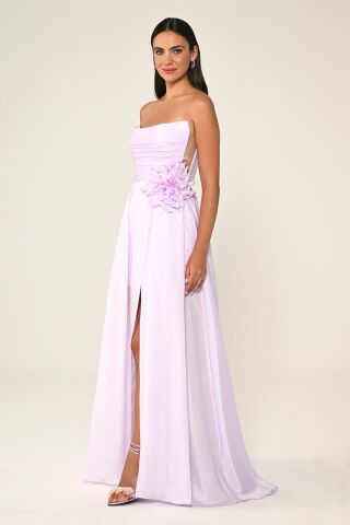 Straplez Bel Çiçek Aksesuarlı Organze Uzun Elbise Lila - 36