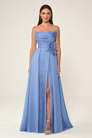 Straplez Bel Çiçek Aksesuarlı Organze Uzun Elbise İNDİGO - 42