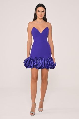 Straplez Eteği Saten Fırfırlı Krep Kısa Elbise