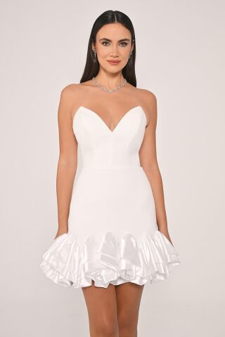 Straplez Eteği Saten Fırfırlı Krep Kısa Elbise Beyaz - 40