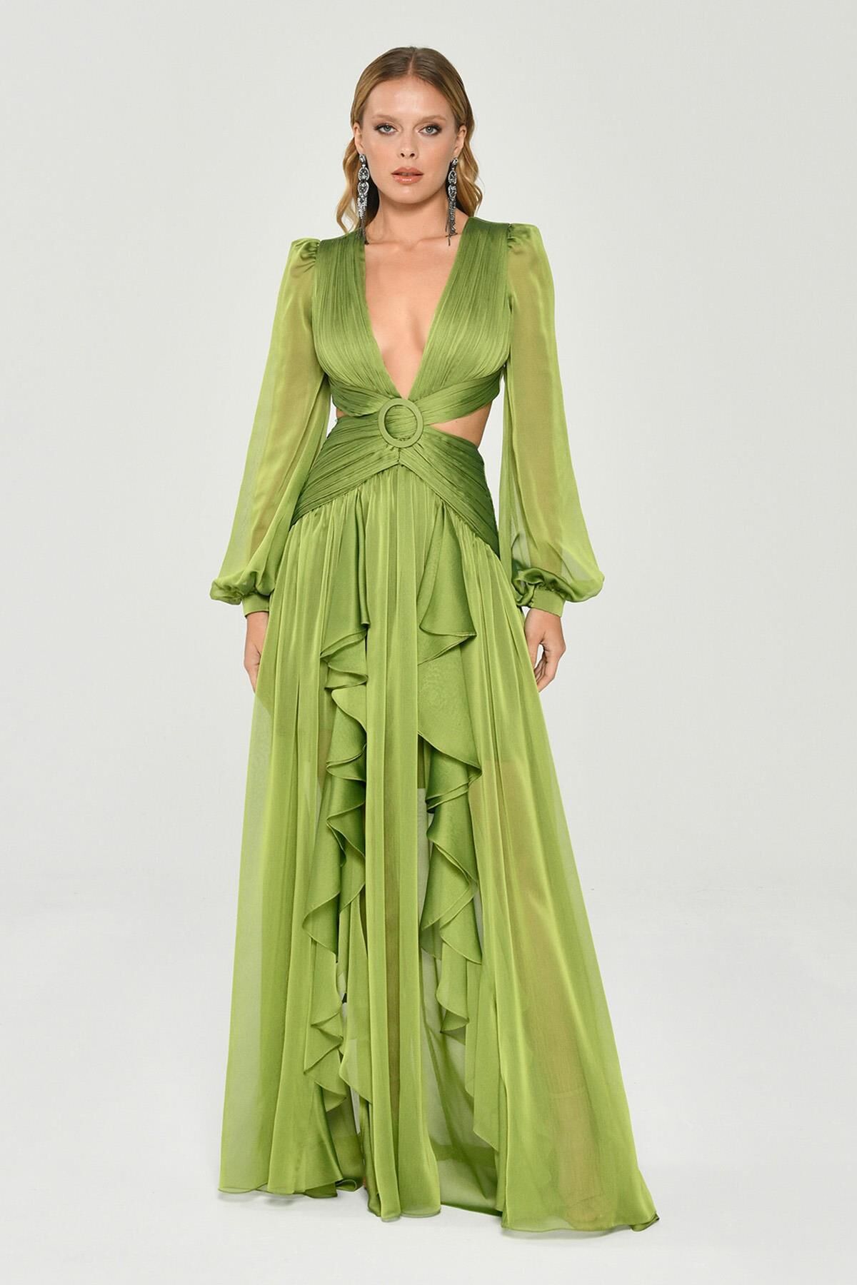 Langes Chiffonkleid mit V-Ausschnitt und Schnalle vorne und doppeltem Schlitz, Grün - 40