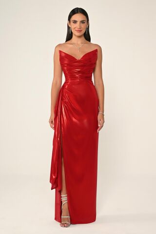 Straplez Parlak Kumaş Yandan Yırtmaçlı Uzun Elbise Kırmızı - 38