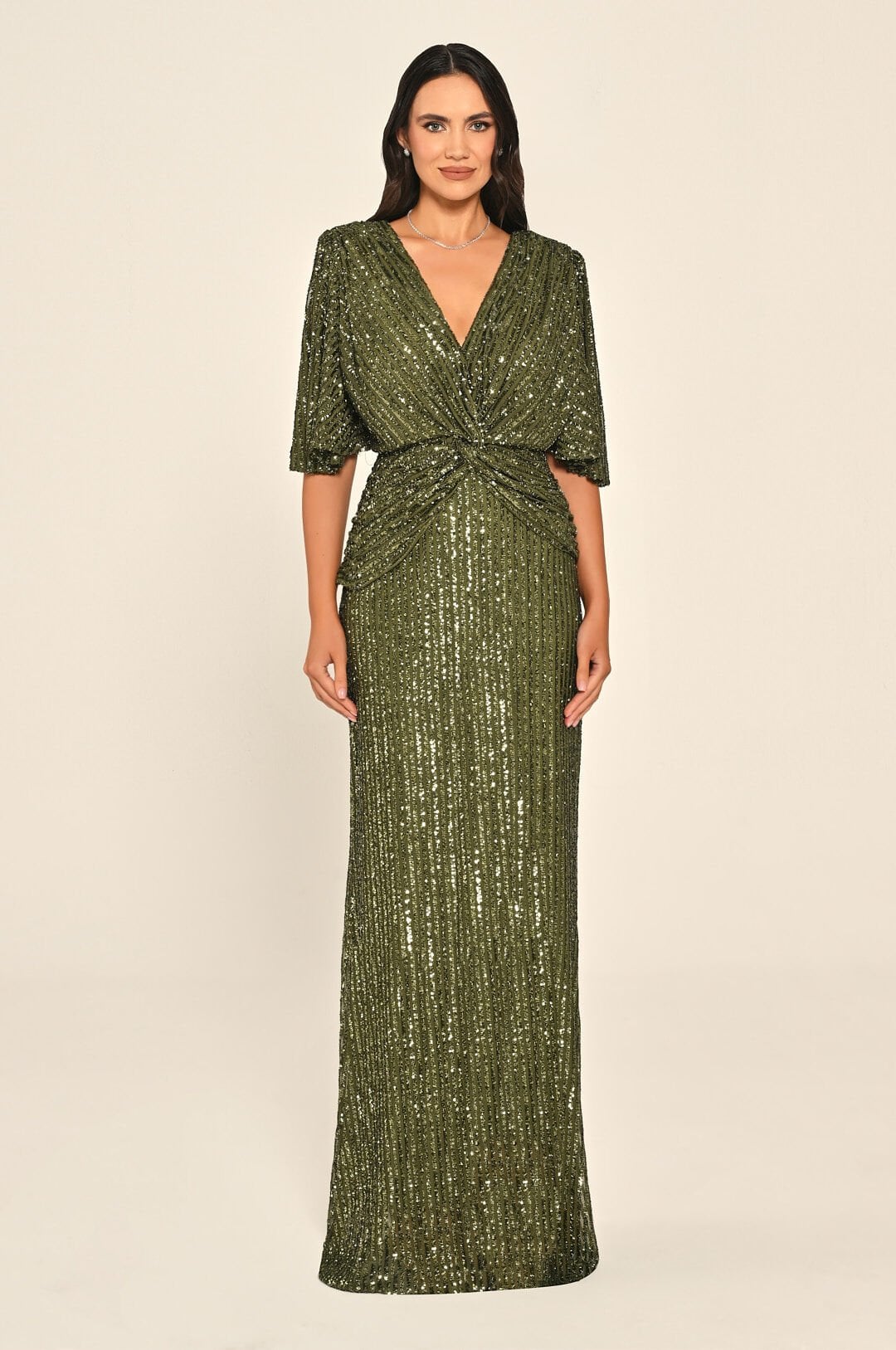 V Yaka Önü Düğüm Detaylı Payet Uzun Elbise