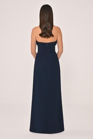 Straplez Göğsü ve Yırtmacı Payetli Krep Uzun Elbise Lacivert - 46