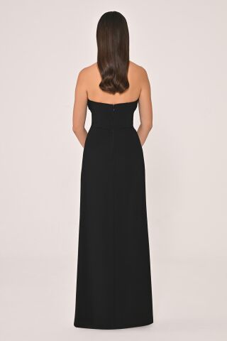 Straplez Göğsü ve Yırtmacı Payetli Krep Uzun Elbise Siyah - 46