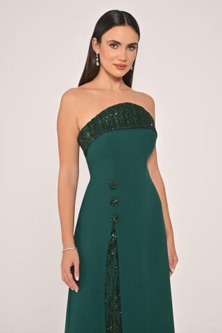 Straplez Göğsü ve Yırtmacı Payetli Krep Uzun Elbise ZÜMRÜT - 38