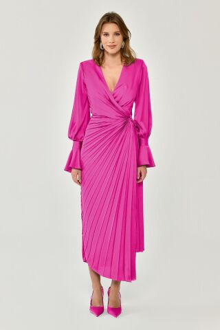 Uzun Kol V Yaka Pliseli Saten Midi Elbise Fuşya - 46