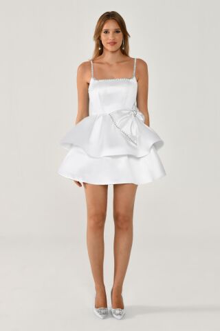 Askılı Şerit Taş Aksesuarlı Fiyonklu Tafta Kısa Elbise Beyaz - 36