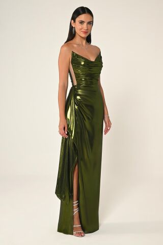 Straplez Parlak Kumaş Yandan Yırtmaçlı Uzun Elbise SİYAH / YEŞİL