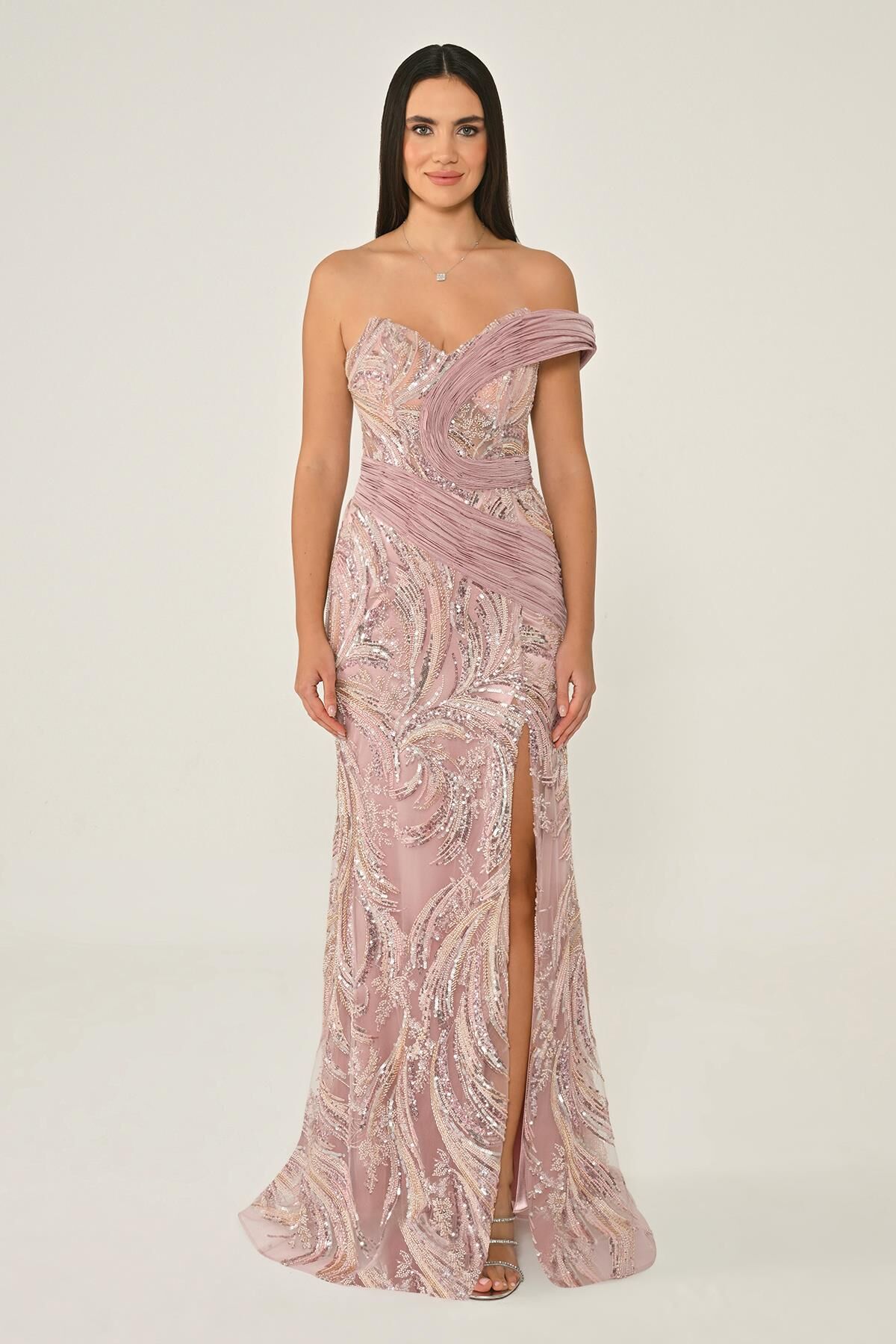 Tek Düşük Omuz Yandan Yırtmaçlı Payet Uzun Elbise Pembe - 40