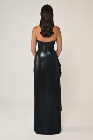 Straplez Parlak Kumaş Yandan Yırtmaçlı Uzun Elbise SİYAH / MAVİ - 42