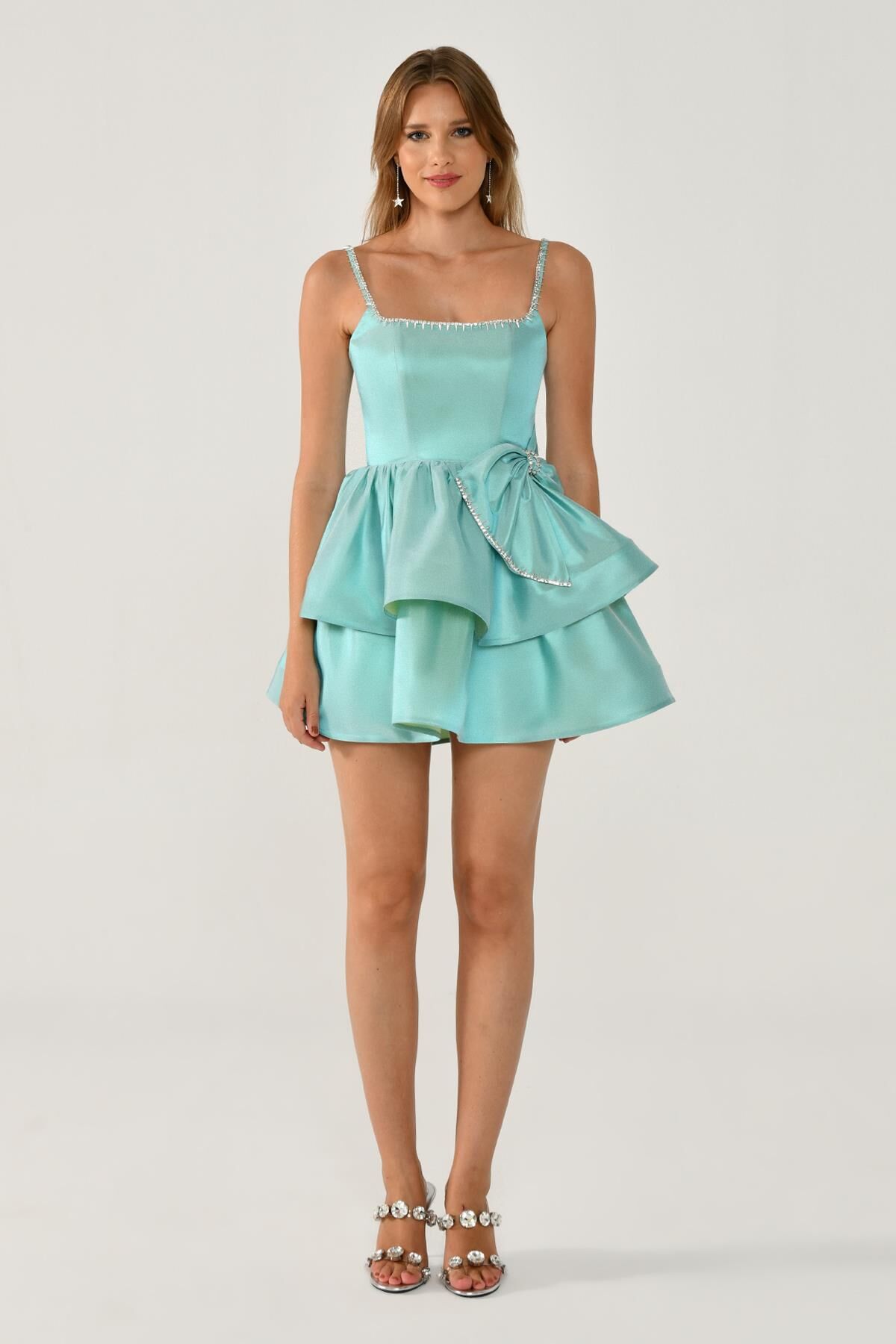 Askılı Şerit Taş Aksesuarlı Fiyonklu Tafta Kısa Elbise MİNT - 40