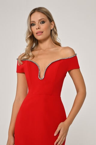Schulterfreies, langes Crêpe-Kleid mit Steinstreifen