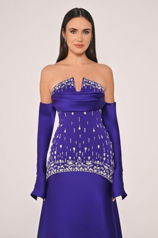 Straplez Taş Aksesuarlı Kollu Saten Uzun Elbise Mor - 40