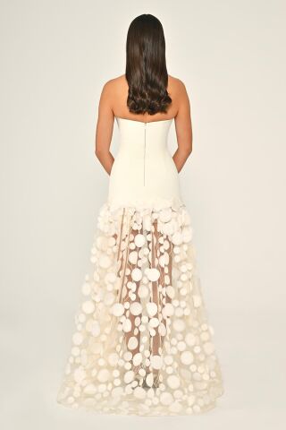 Straplez Üst Krep Eteği 3 Boyutlu Tül Uzun Elbise EKRU - 42