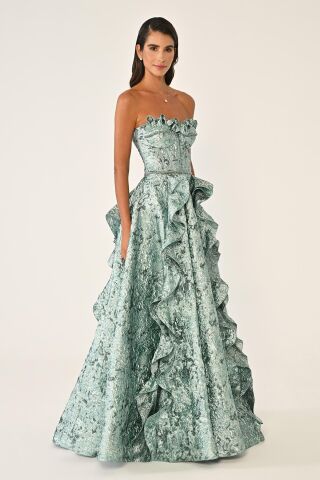 Straplez Fırfırlı Önden Çift Yırtmaçlı Jakar Uzun Elbise MİNT - 38