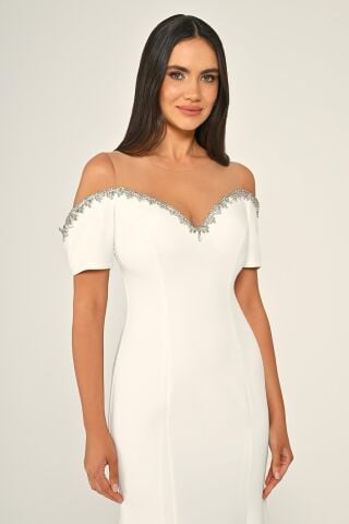 Yakası Taşlı Düşük Kol Krep Midi Elbise Beyaz - 44