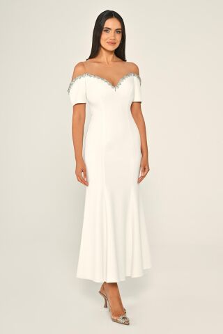 Yakası Taşlı Düşük Kol Krep Midi Elbise Beyaz - 44